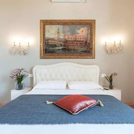 Vivaldi By Wonderful Italy Venice