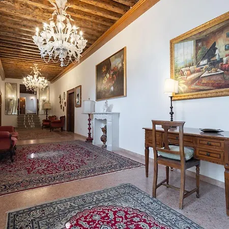 Vivaldi By Wonderful Italy * Venetië